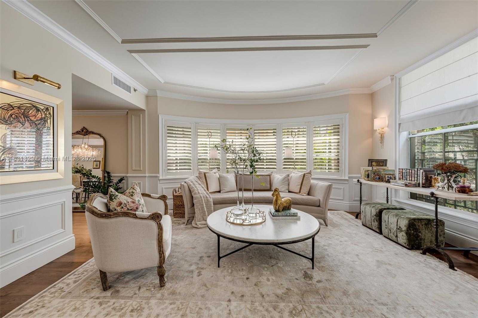 Small Image of 618 VALENCIA AVE #101, Coral Gables Number 9