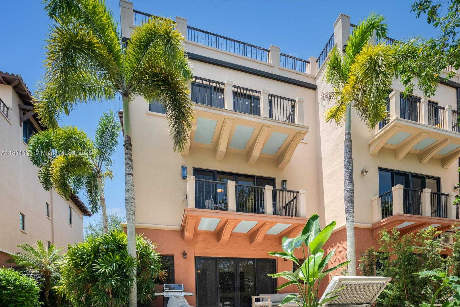 Small Image of 6226 PARADISE POINT DR, Palmetto Bay Number 10