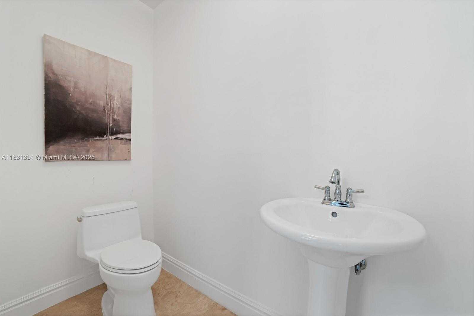Small Image of 6226 PARADISE POINT DR, Palmetto Bay Number 21