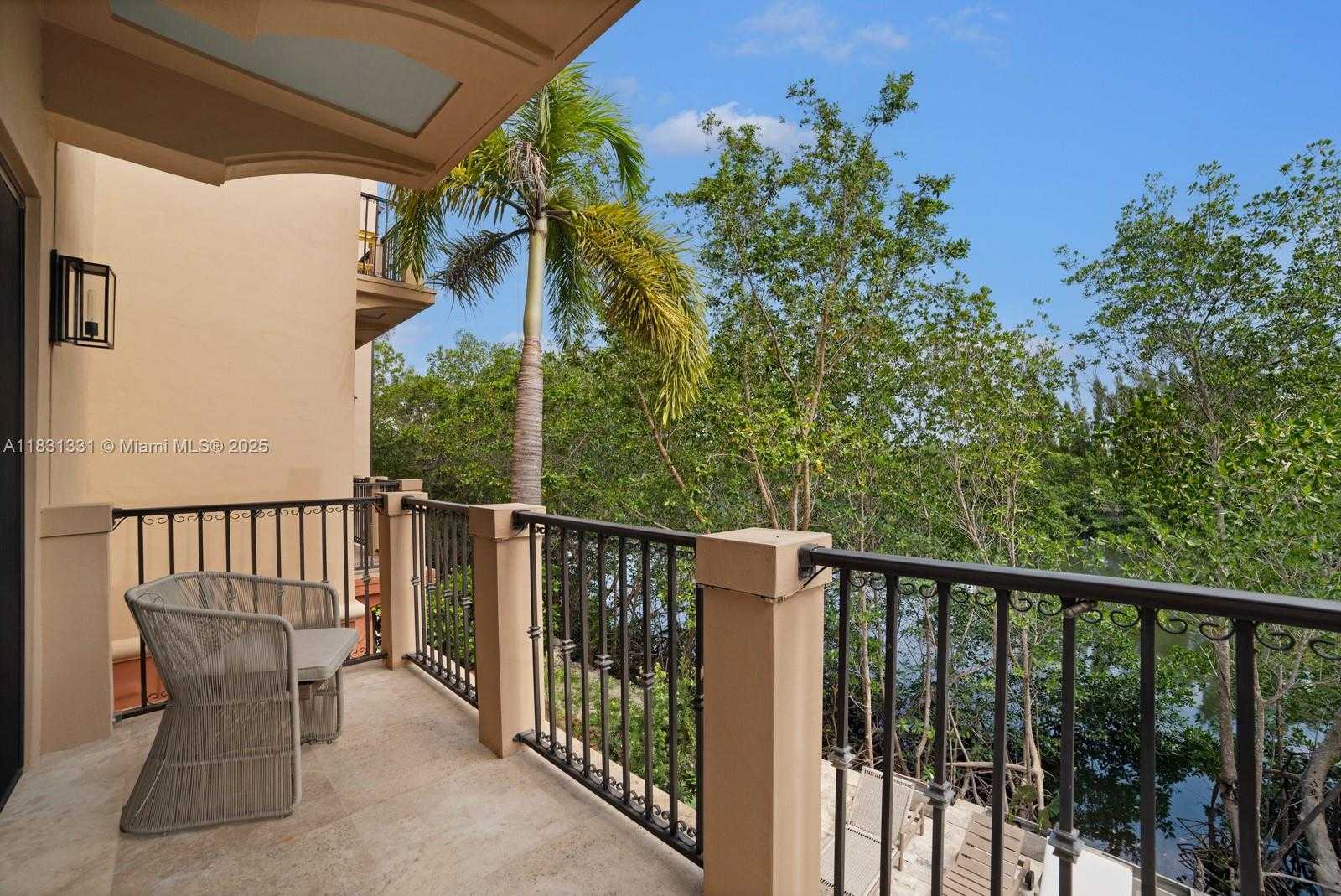 Small Image of 6226 PARADISE POINT DR, Palmetto Bay Number 40