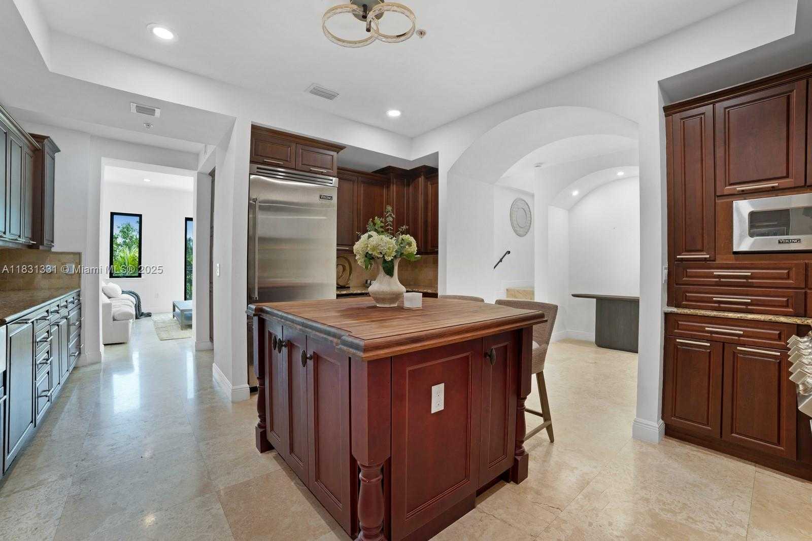 Small Image of 6226 PARADISE POINT DR, Palmetto Bay Number 55