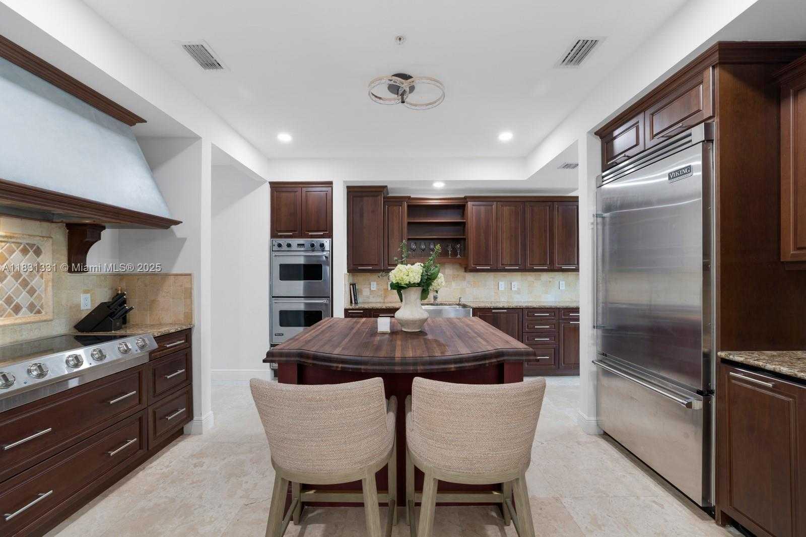 Small Image of 6226 PARADISE POINT DR, Palmetto Bay Number 58