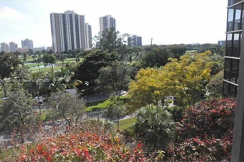 Small Image of 3301 NORTH COUNTRY CLUB DR #607, Aventura Number 24