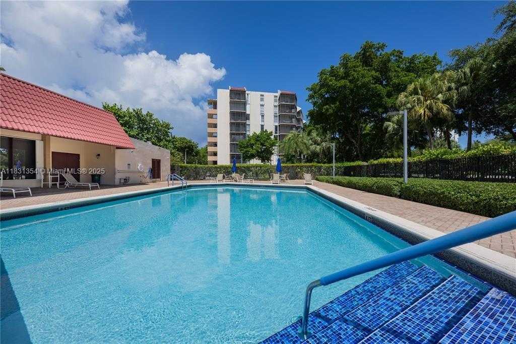 Small Image of 3301 NORTH COUNTRY CLUB DR #607, Aventura Number 29