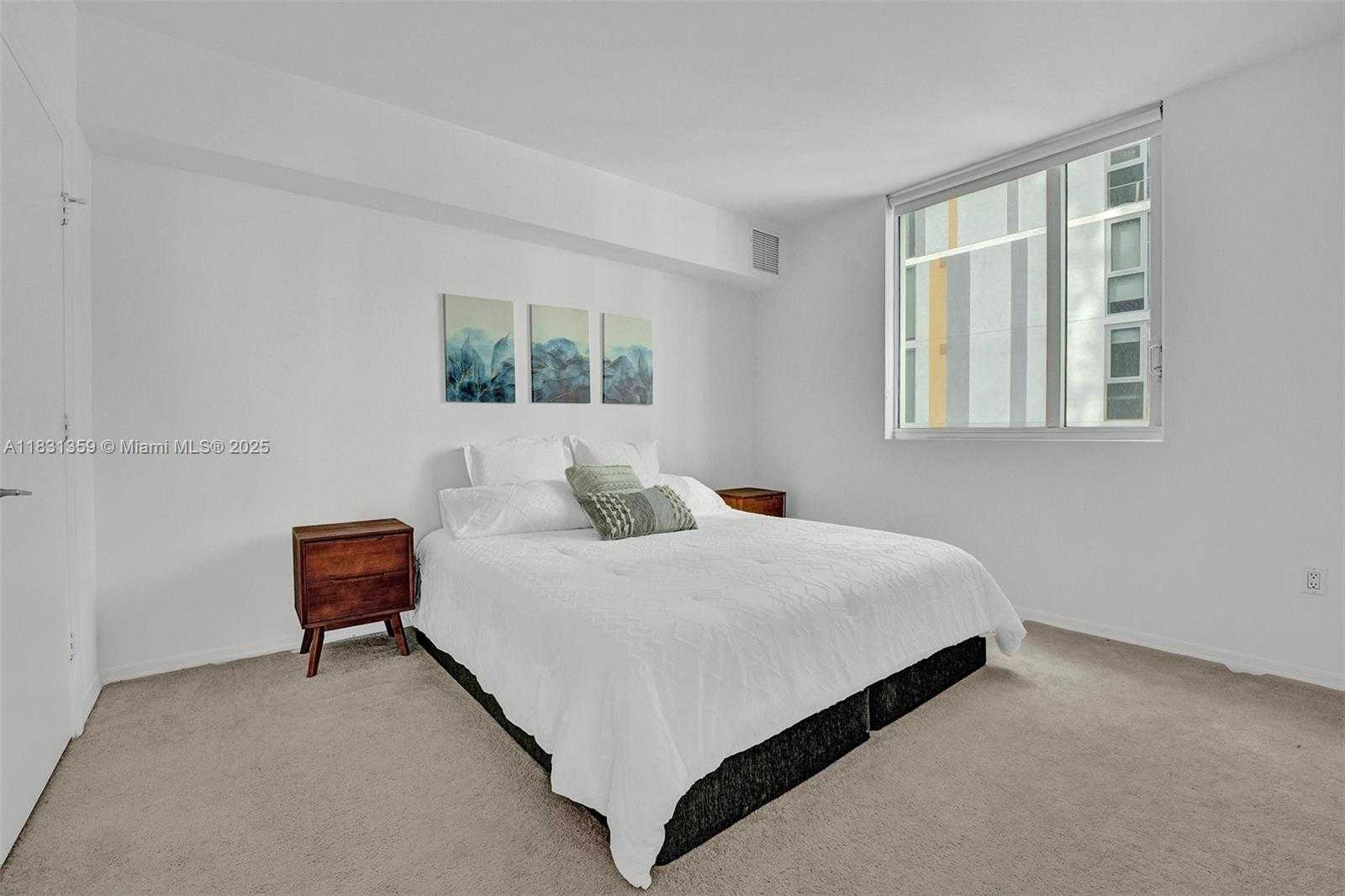 Small Image of 55 SOUTH EAST 6TH ST #1801, Miami Number 19