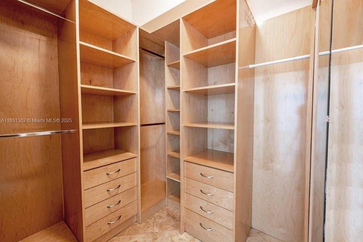 Small Image of 3330 NORTH EAST 190TH ST #1912, Aventura Number 16