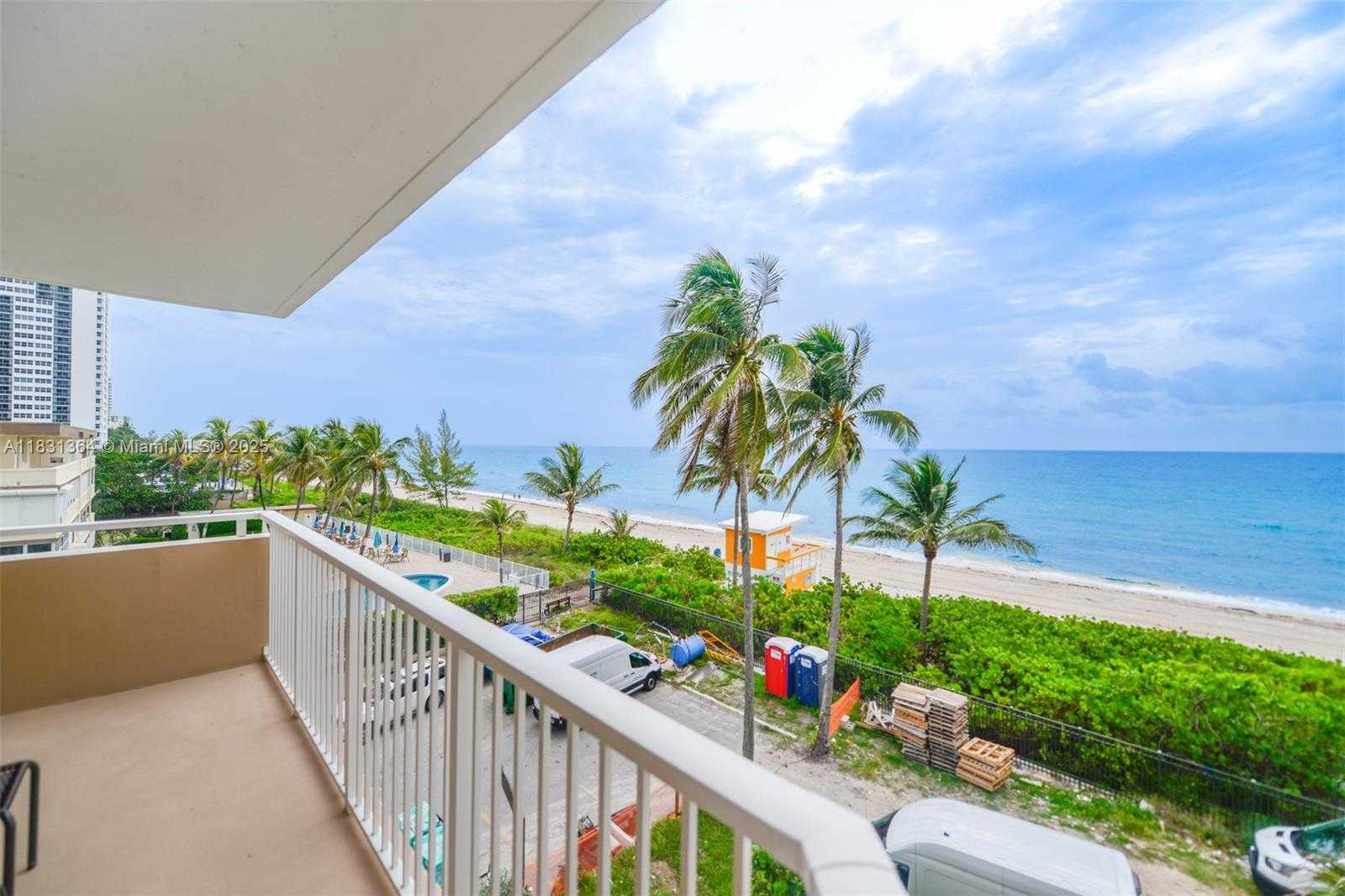 Small Image of 1950 SOUTH OCEAN DR #3P, Hallandale Beach Number 22
