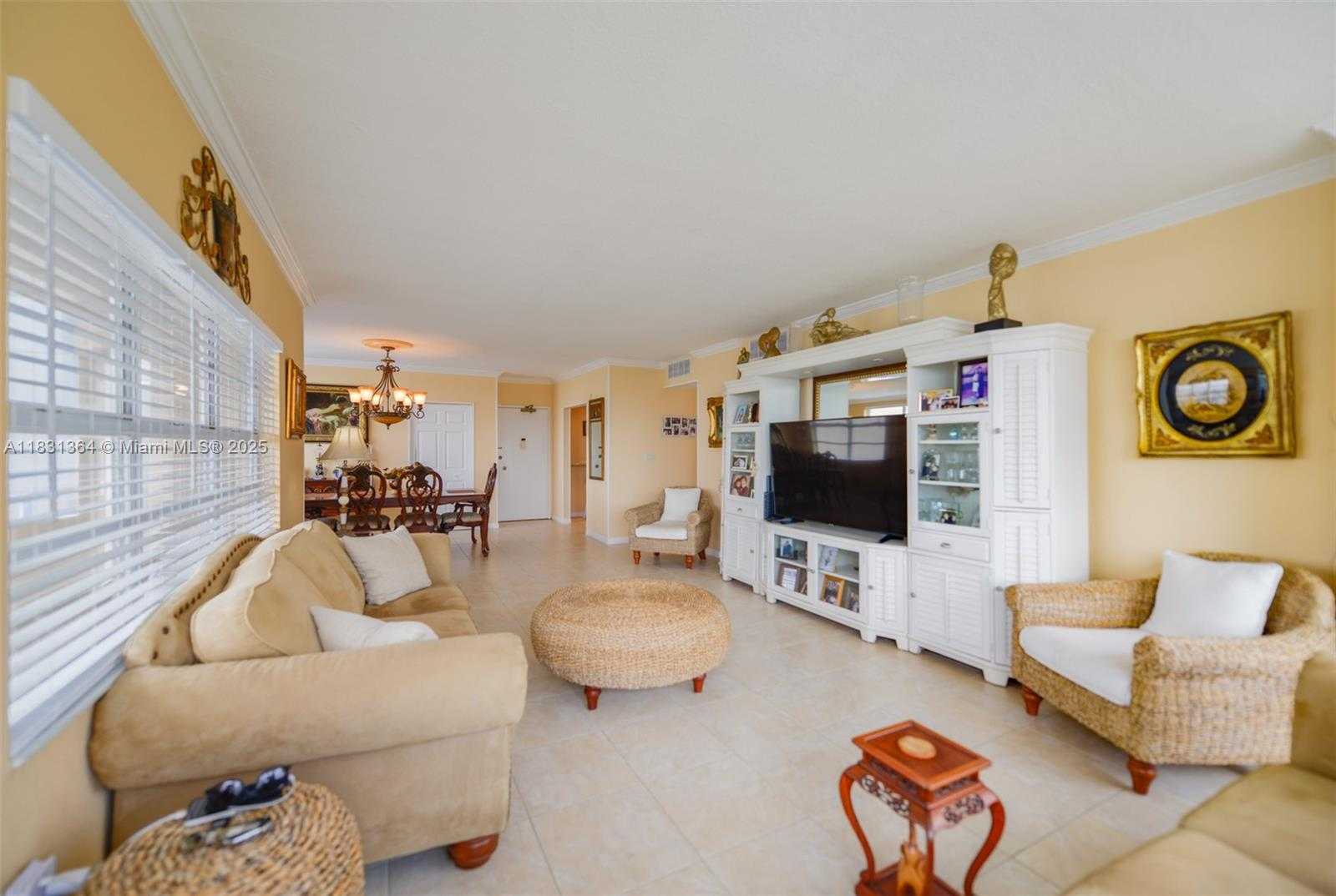 Small Image of 1950 SOUTH OCEAN DR #3P, Hallandale Beach Number 5