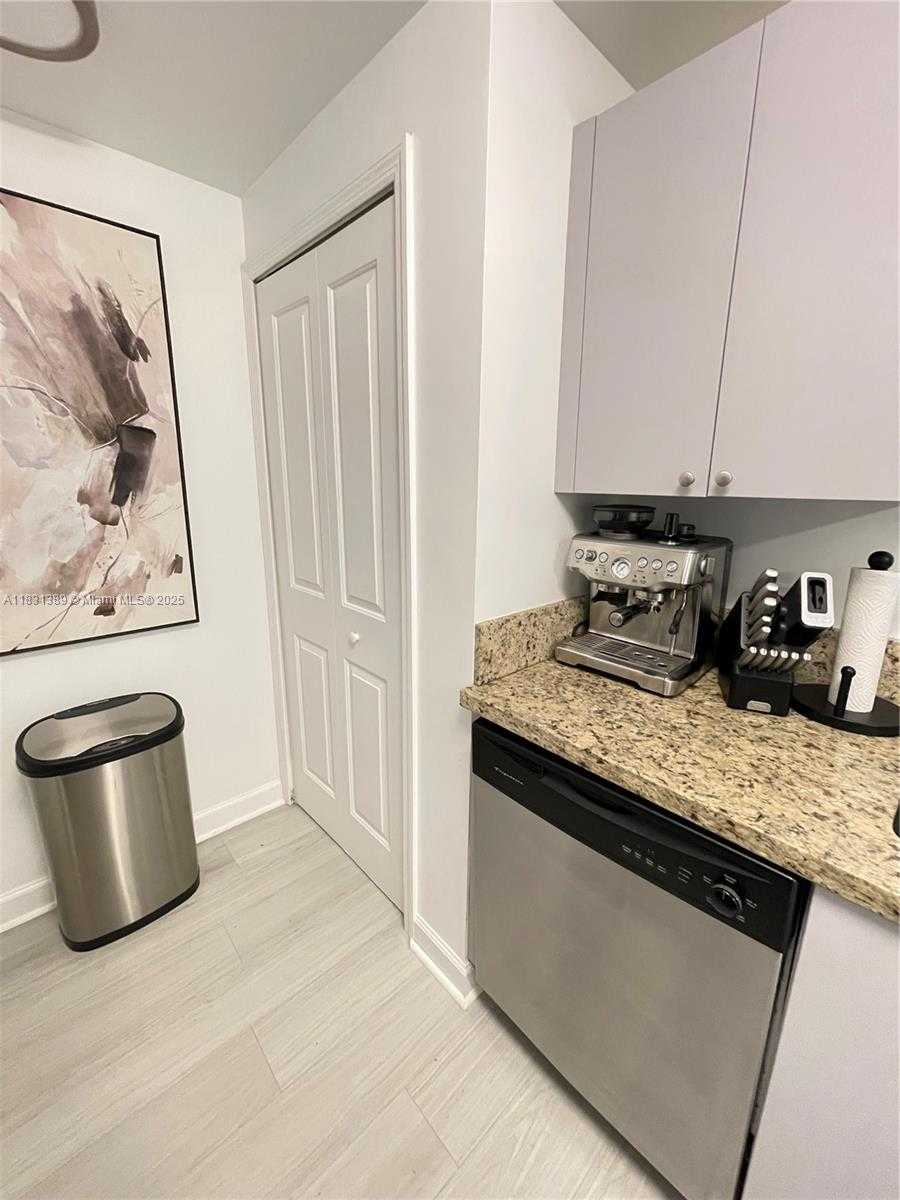 Small Image of 2650 SOUTH WEST 37TH AVE #603, Miami Number 12