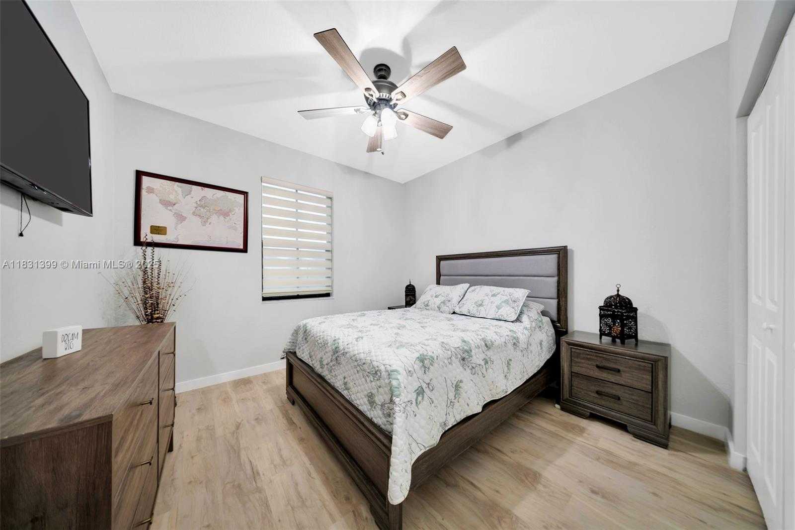 Small Image of 15600 SOUTH WEST 136TH ST #106, Miami Number 16