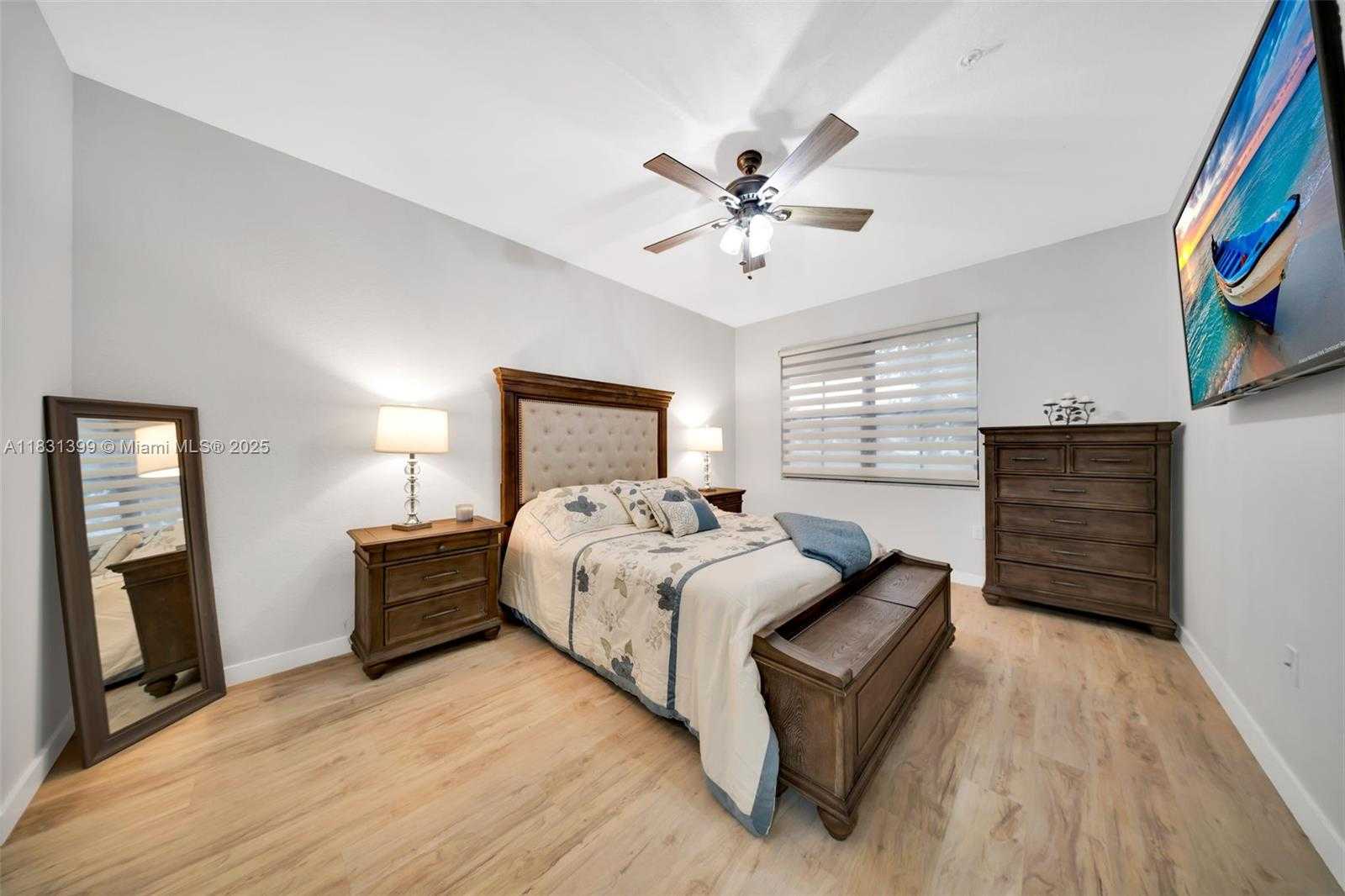 Small Image of 15600 SOUTH WEST 136TH ST #106, Miami Number 18