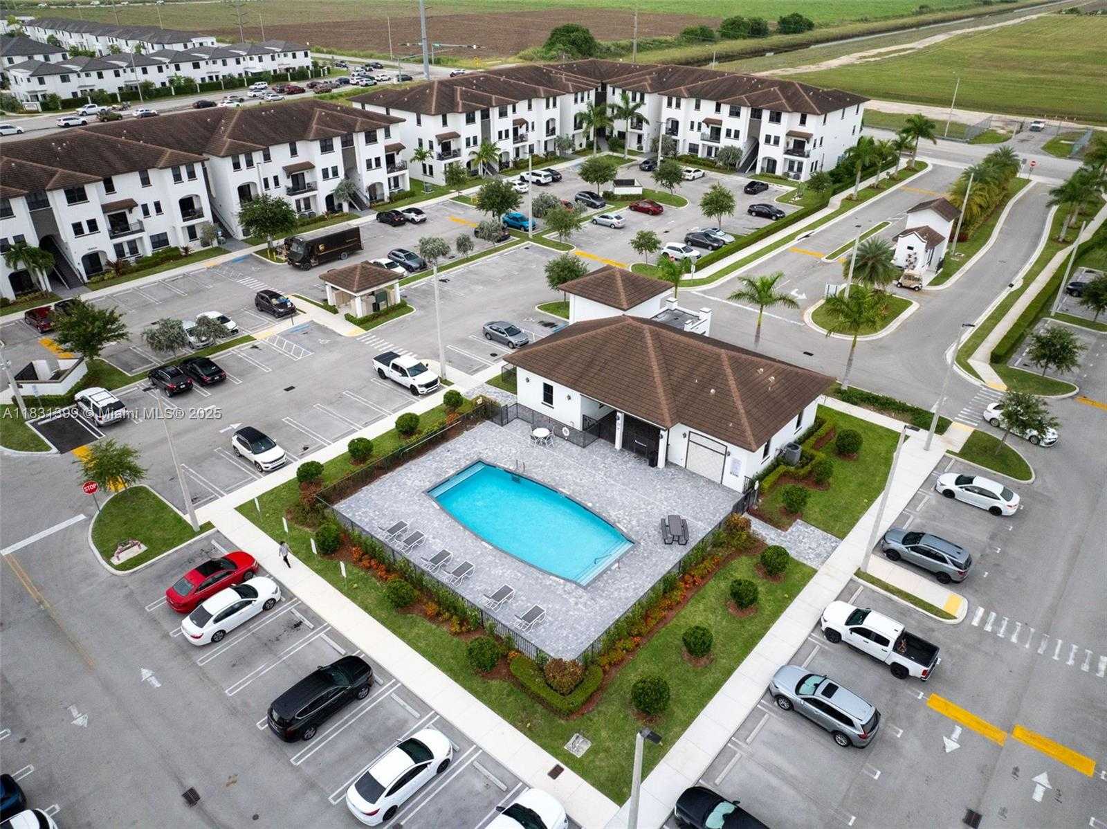 Small Image of 15600 SOUTH WEST 136TH ST #106, Miami Number 2
