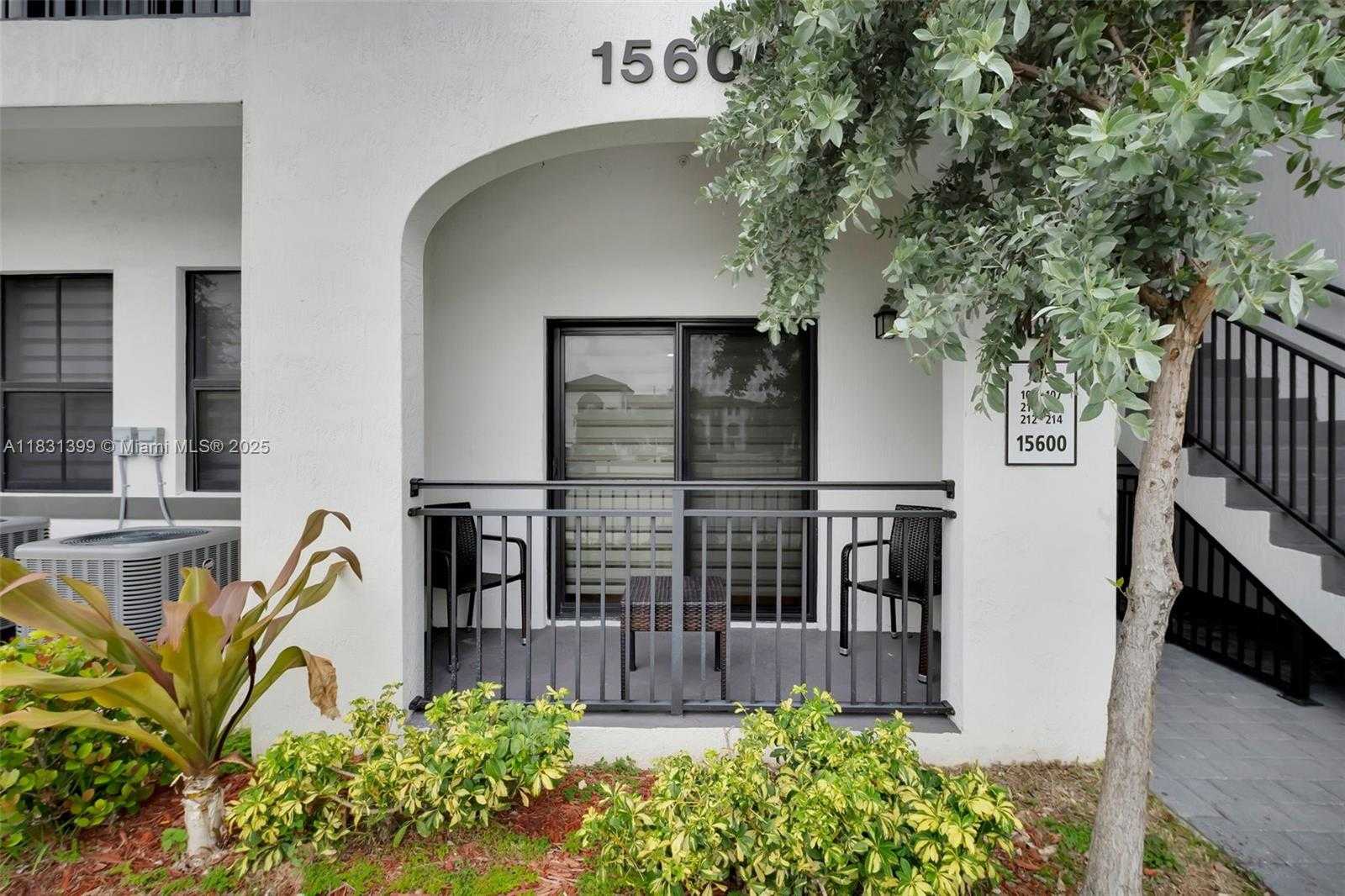 Small Image of 15600 SOUTH WEST 136TH ST #106, Miami Number 25