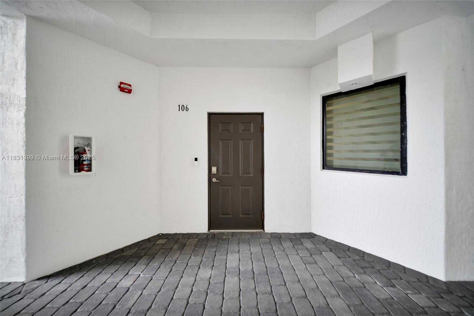 Small Image of 15600 SOUTH WEST 136TH ST #106, Miami Number 27