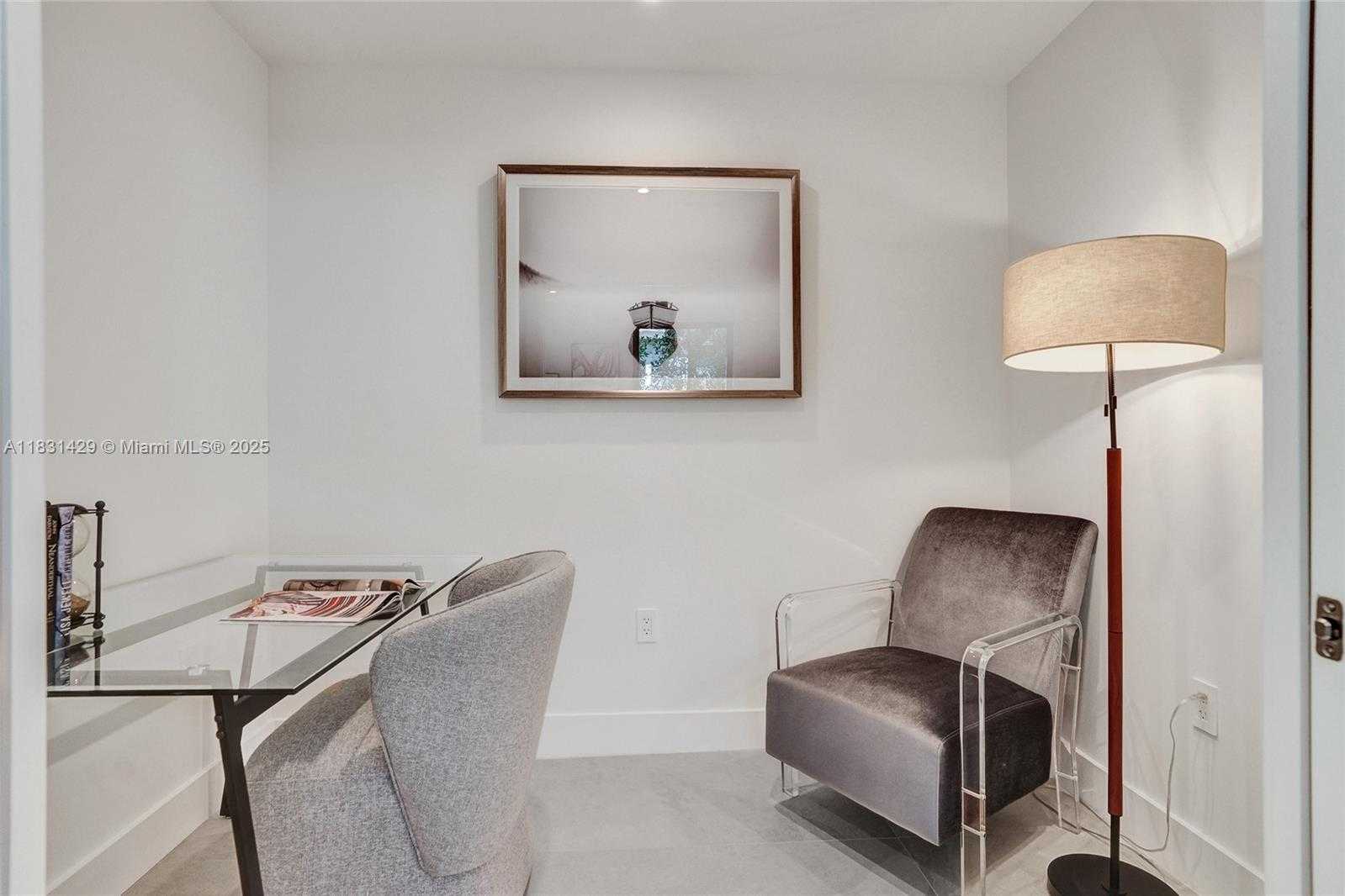 Small Image of 3645 SOUTH WEST 1ST AVE, Miami Number 12