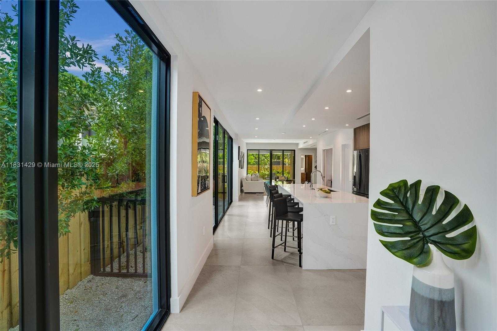 Small Image of 3645 SOUTH WEST 1ST AVE, Miami Number 5