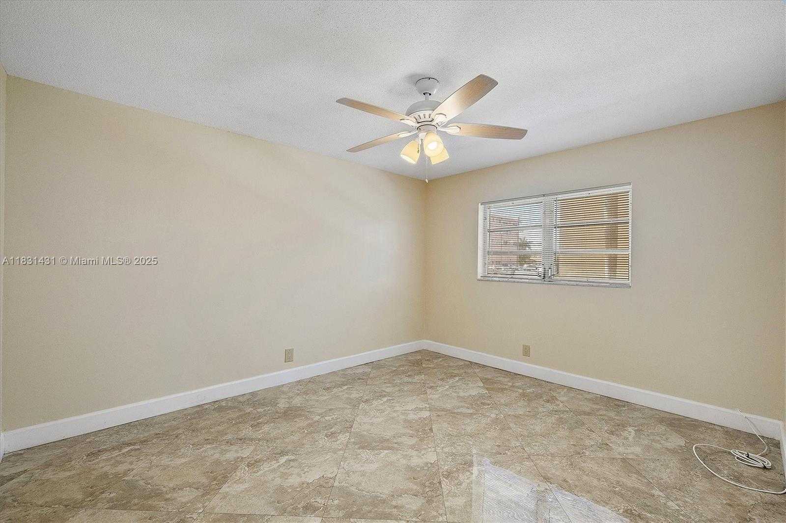 Small Image of 219 NORTH EAST 14TH AVE #101, Hallandale Beach Number 10