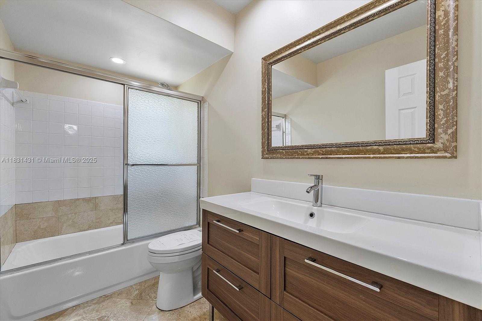 Small Image of 219 NORTH EAST 14TH AVE #101, Hallandale Beach Number 12