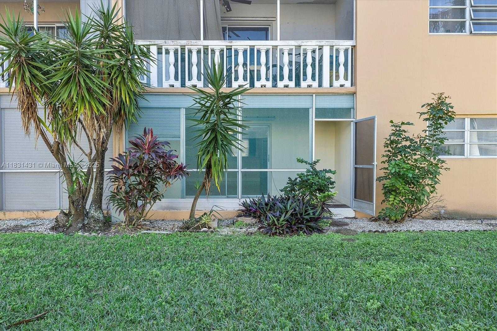 Small Image of 219 NORTH EAST 14TH AVE #101, Hallandale Beach Number 32