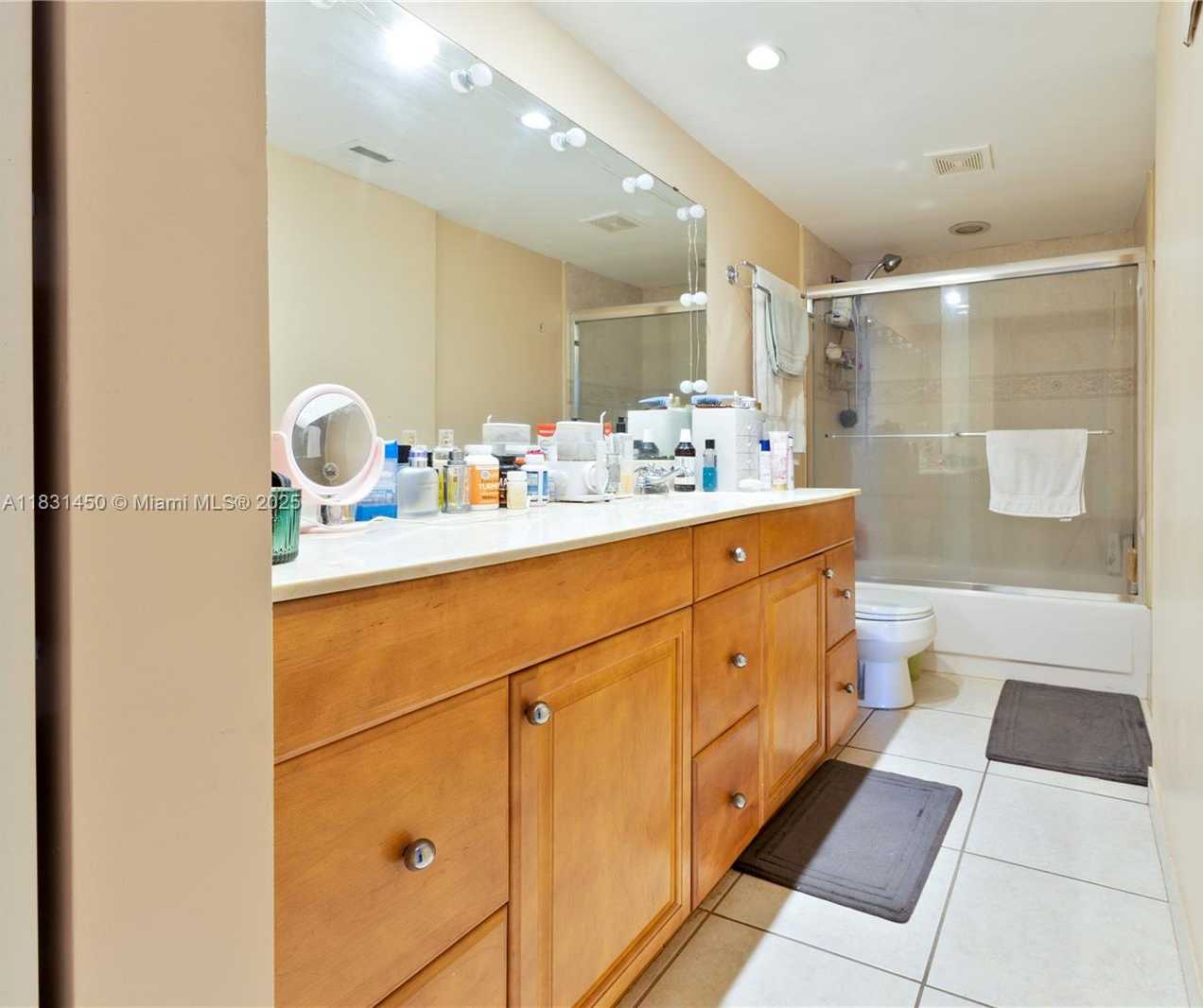 Small Image of 20379 WEST COUNTRY CLUB DR #2636, Aventura Number 13