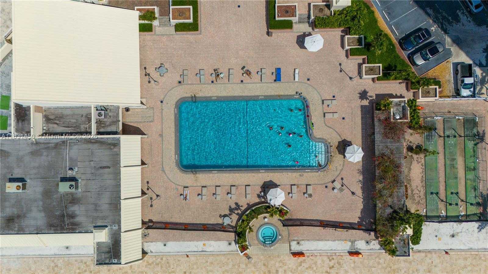 Small Image of 20379 WEST COUNTRY CLUB DR #2636, Aventura Number 16
