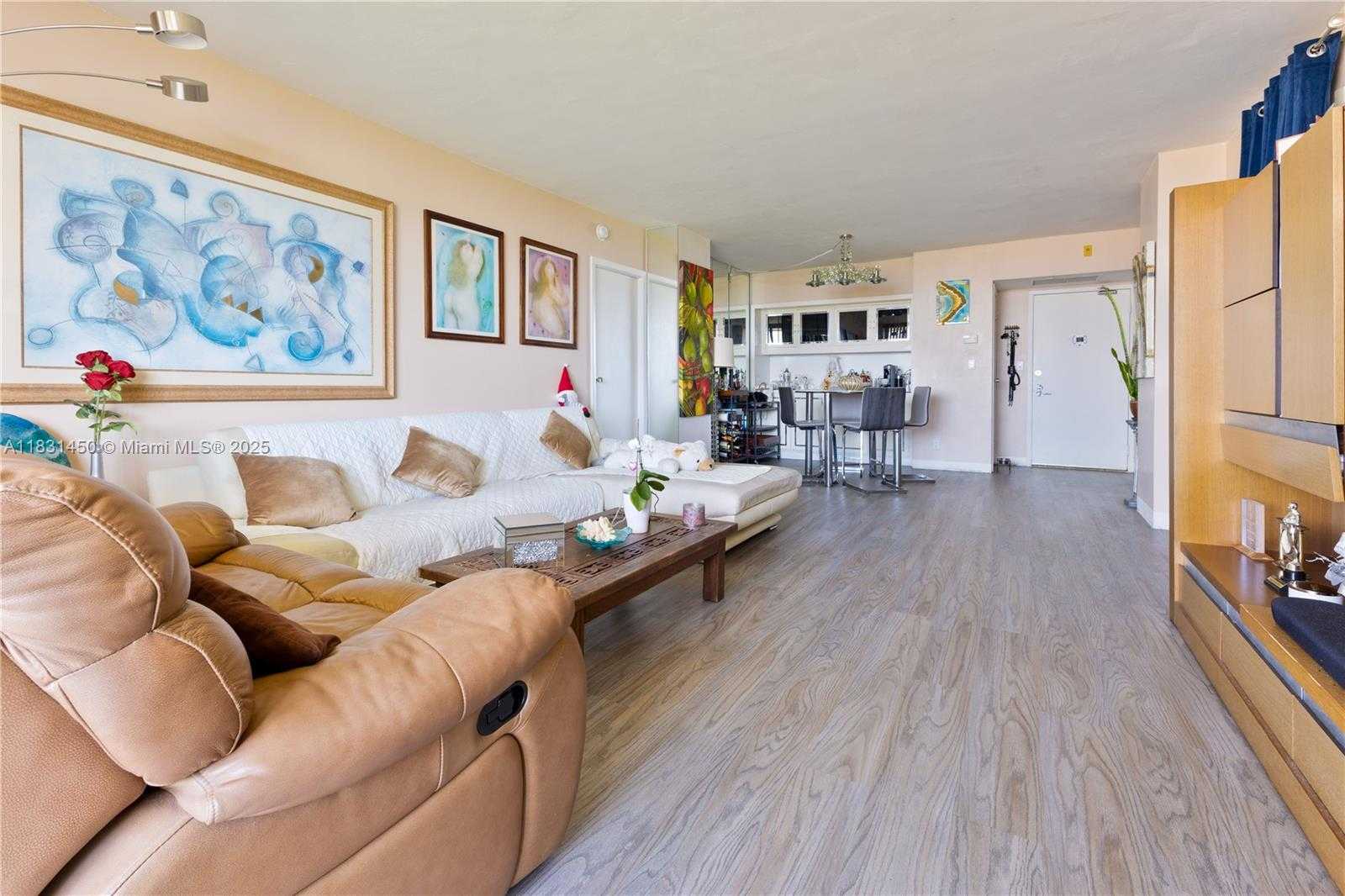 Small Image of 20379 WEST COUNTRY CLUB DR #2636, Aventura Number 6