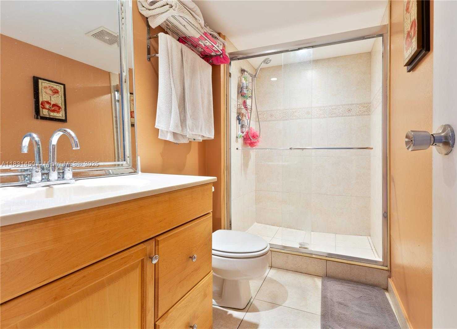 Small Image of 20379 WEST COUNTRY CLUB DR #2636, Aventura Number 9
