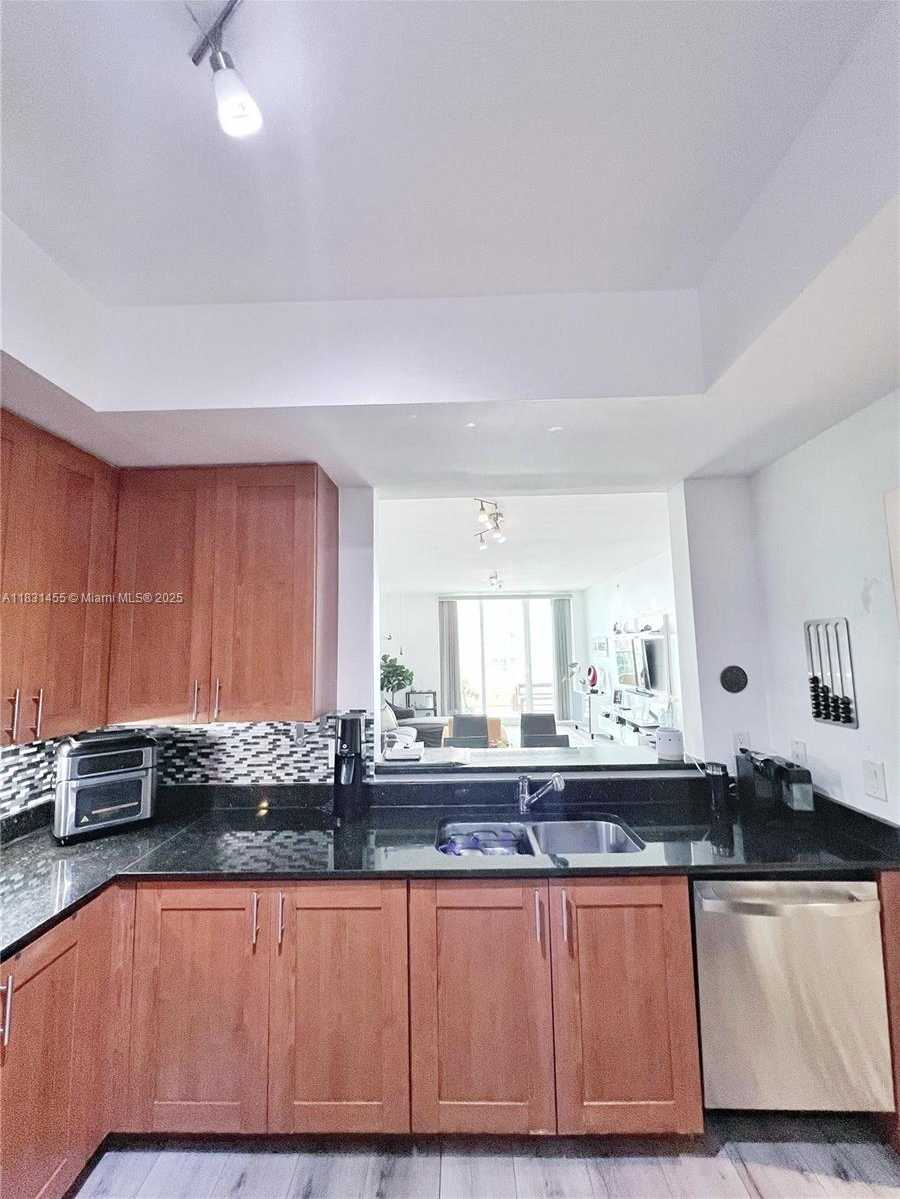 Small Image of 3340 NORTH EAST 190TH ST #1507, Aventura Number 10