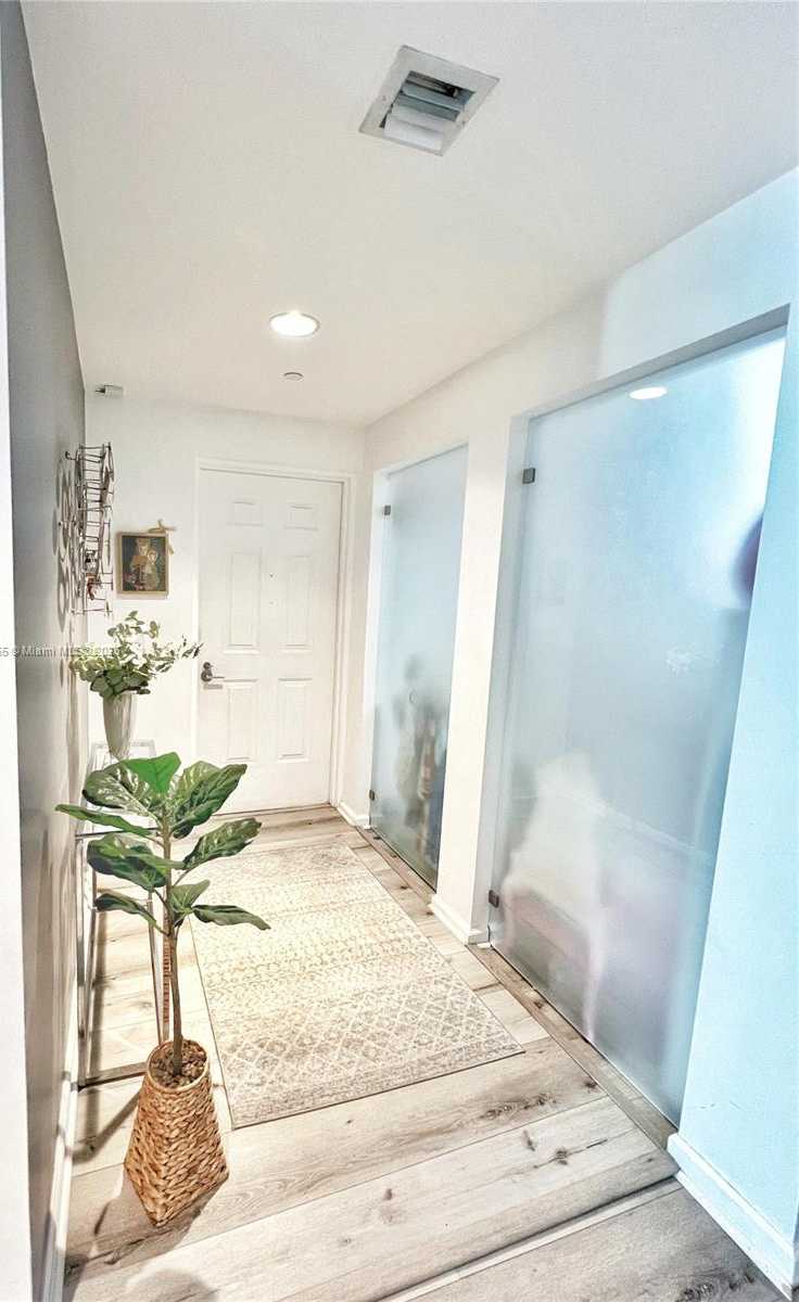 Small Image of 3340 NORTH EAST 190TH ST #1507, Aventura Number 15