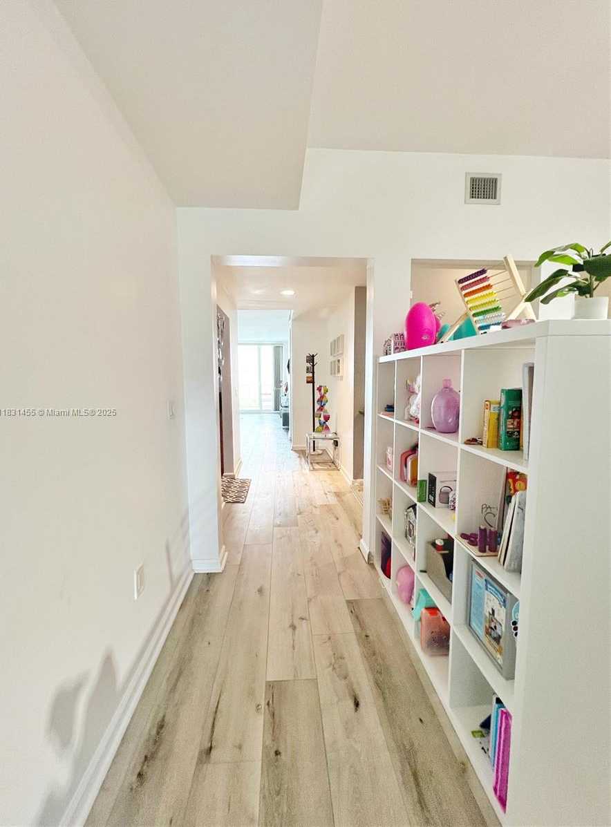 Small Image of 3340 NORTH EAST 190TH ST #1507, Aventura Number 20