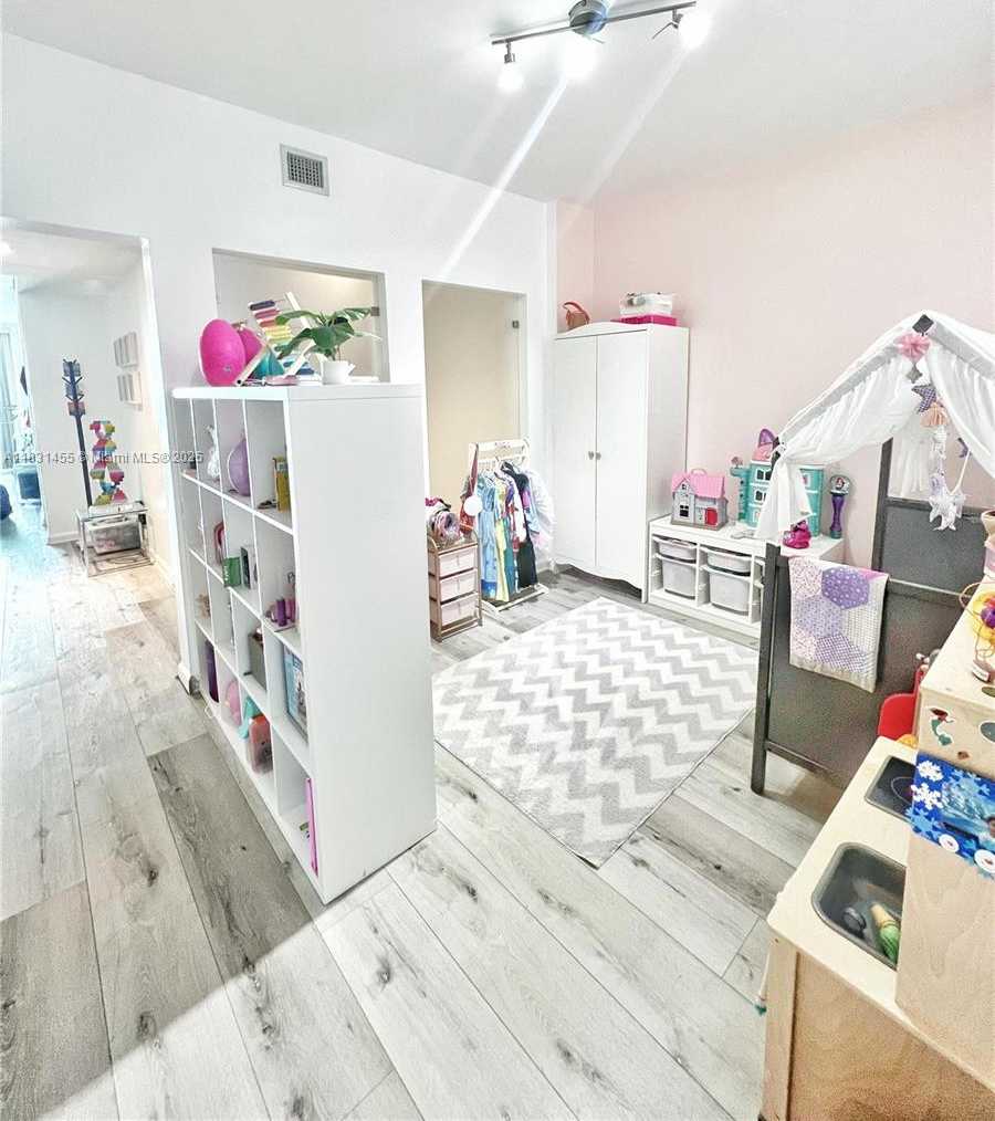 Small Image of 3340 NORTH EAST 190TH ST #1507, Aventura Number 21