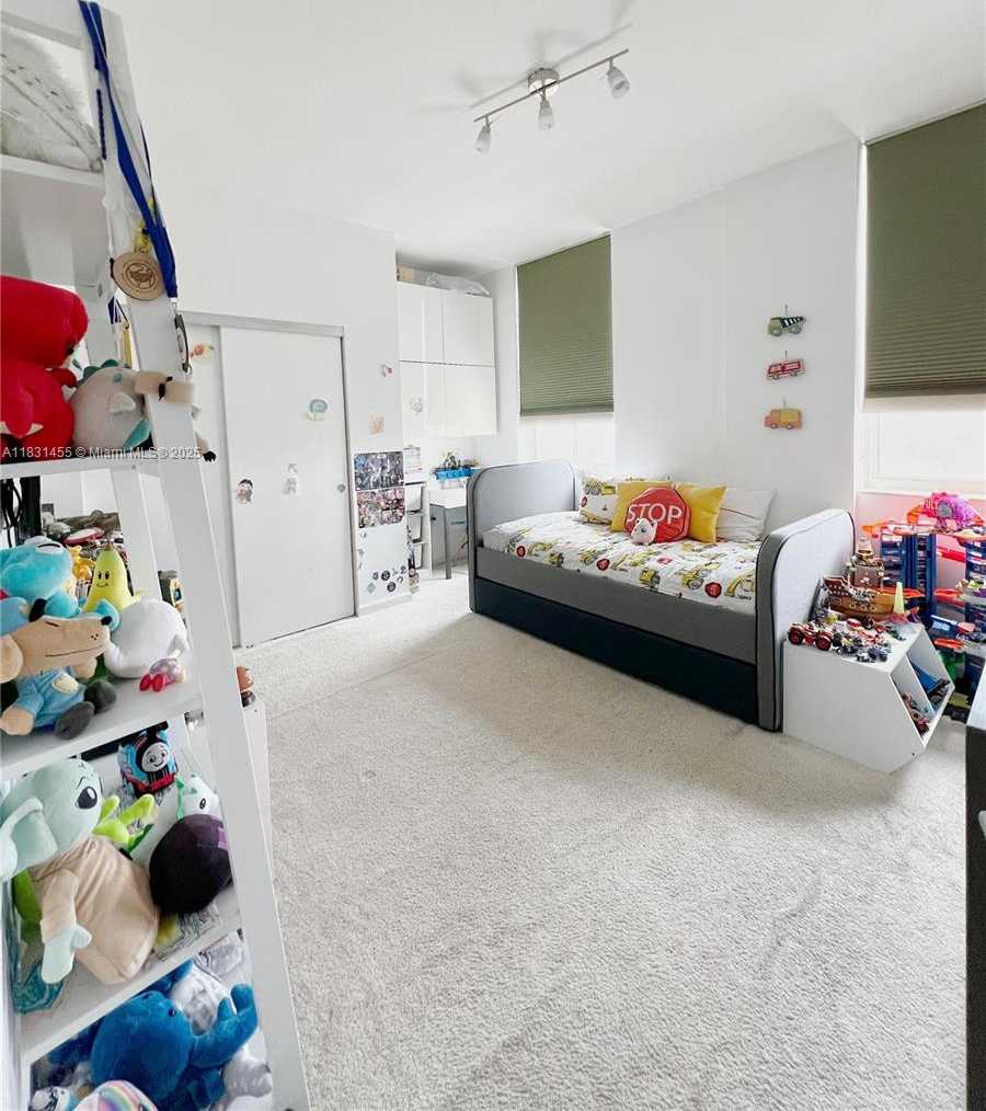 Small Image of 3340 NORTH EAST 190TH ST #1507, Aventura Number 27