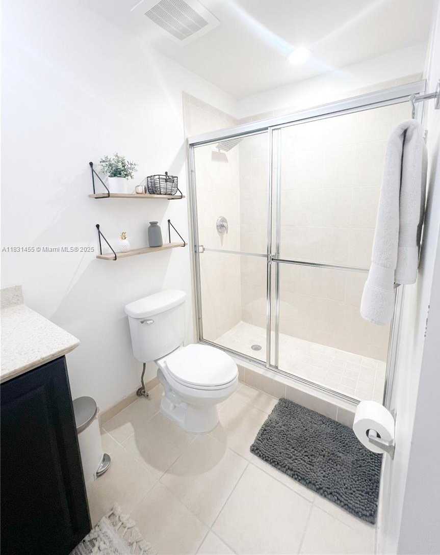 Small Image of 3340 NORTH EAST 190TH ST #1507, Aventura Number 33
