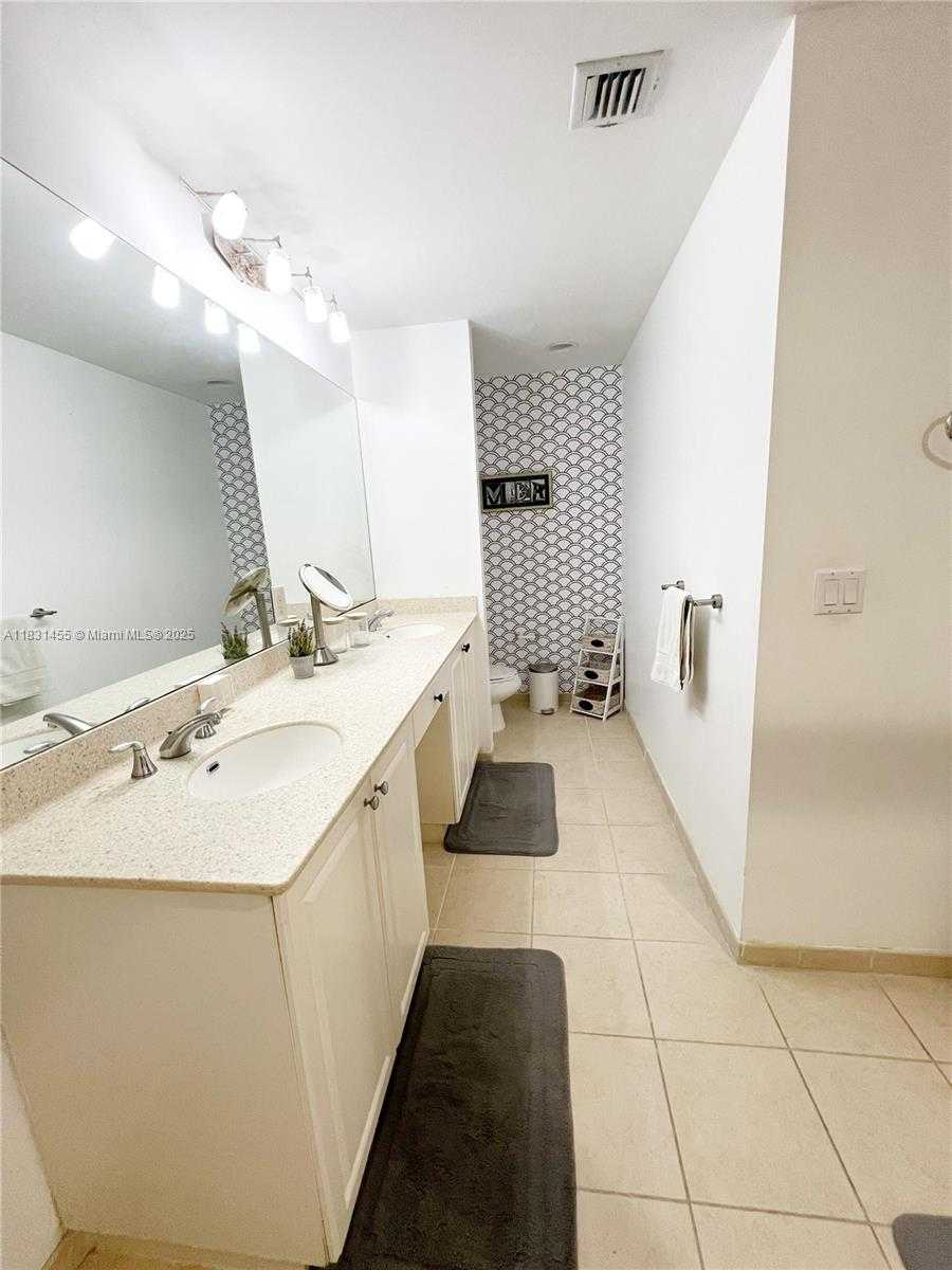 Small Image of 3340 NORTH EAST 190TH ST #1507, Aventura Number 34
