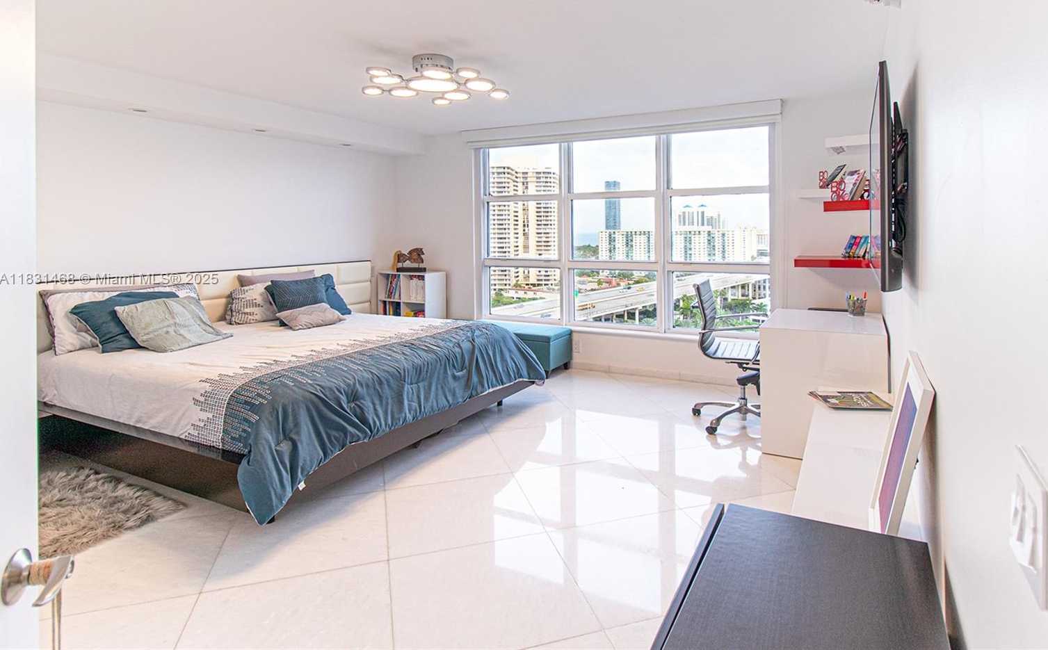 Small Image of 3500 MYSTIC POINTE DR #1908, Aventura Number 11