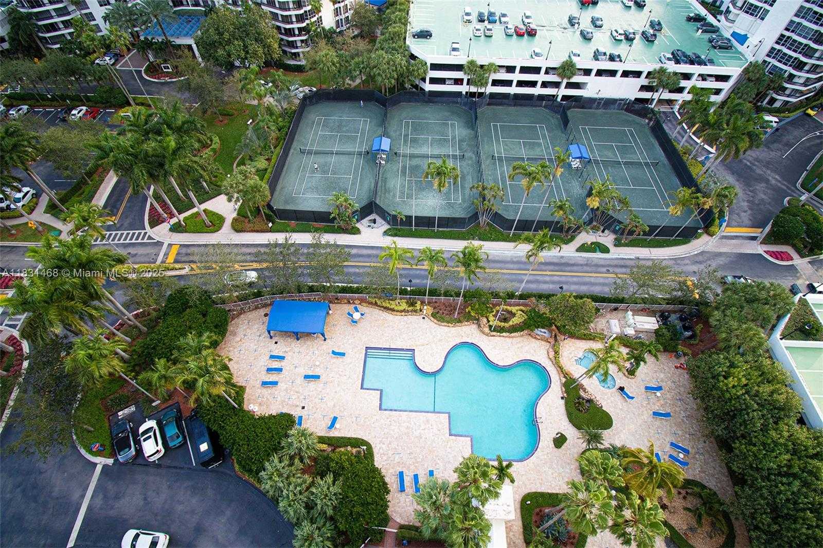 Small Image of 3500 MYSTIC POINTE DR #1908, Aventura Number 14