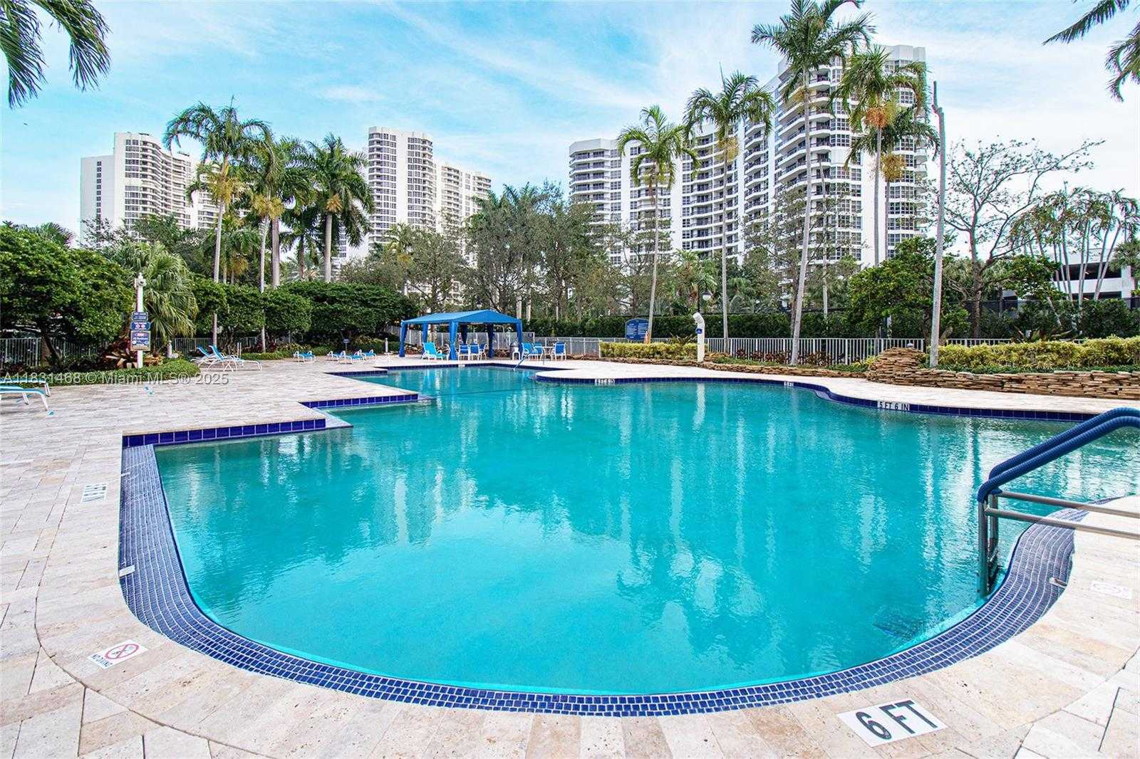 Small Image of 3500 MYSTIC POINTE DR #1908, Aventura Number 18
