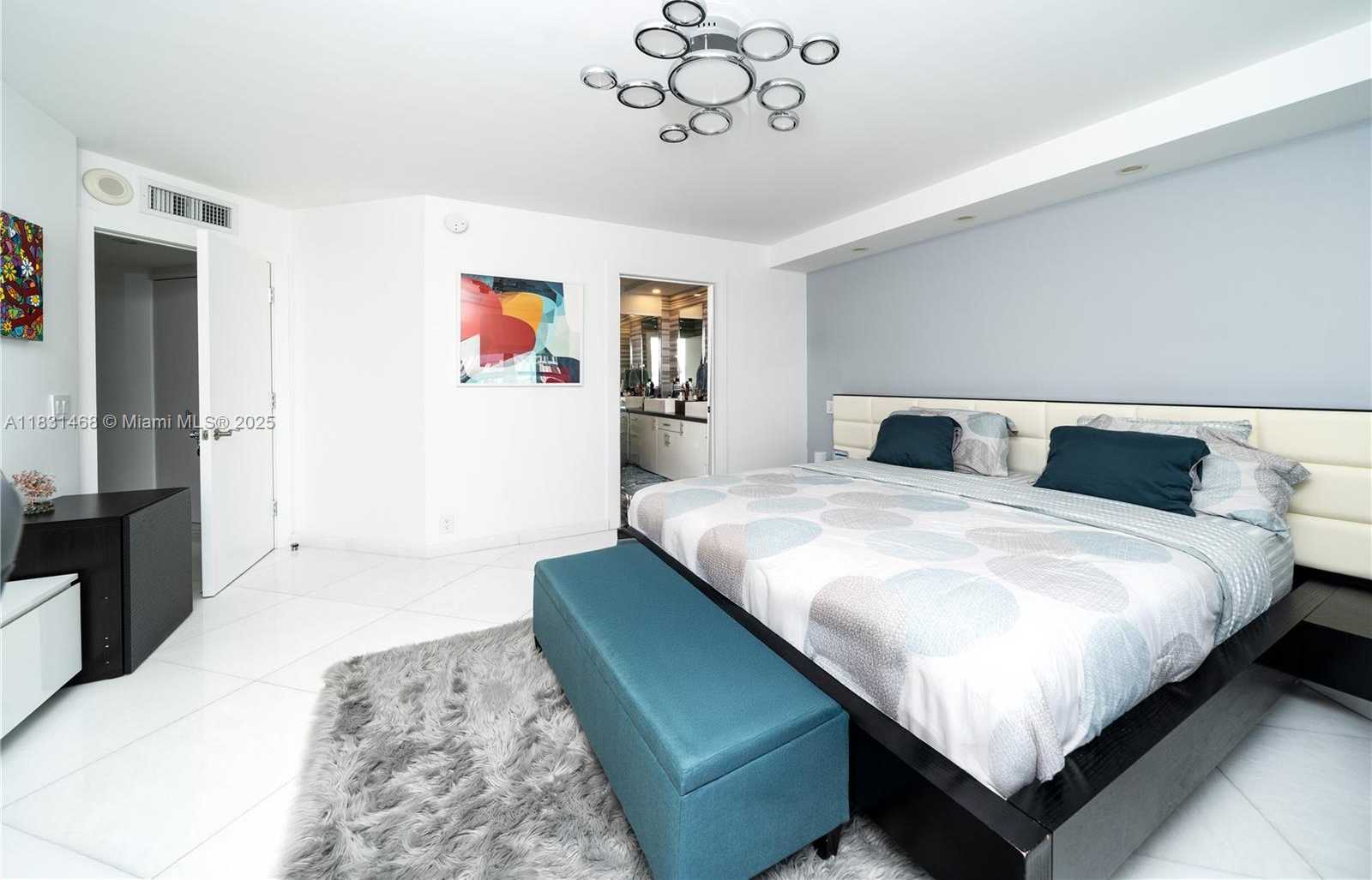 Small Image of 3500 MYSTIC POINTE DR #1908, Aventura Number 30