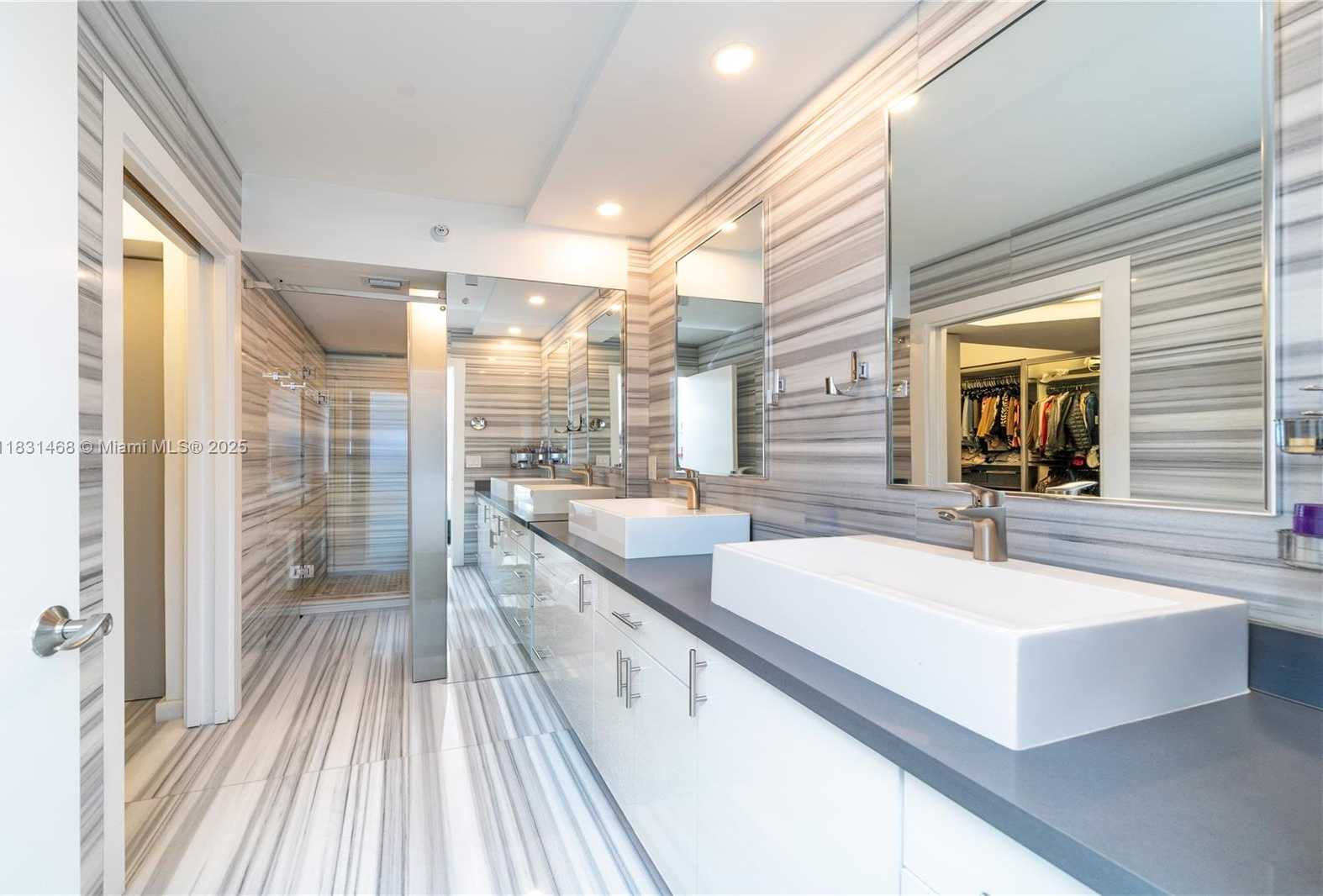 Small Image of 3500 MYSTIC POINTE DR #1908, Aventura Number 31