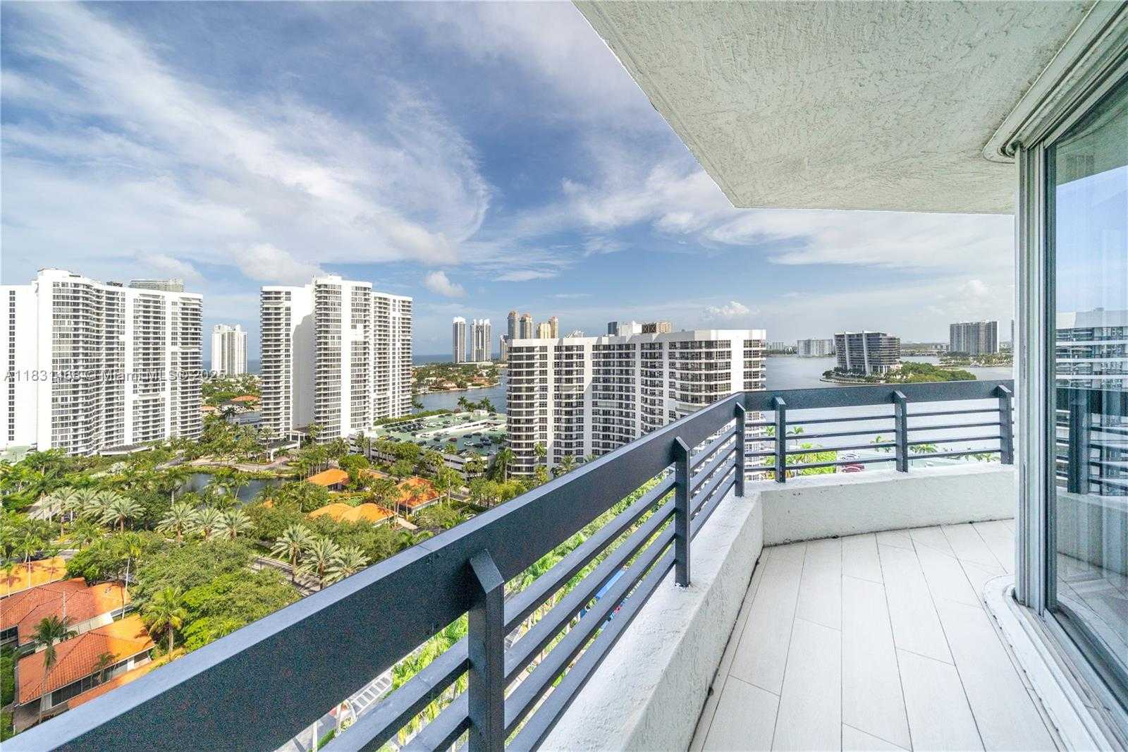 Small Image of 3500 MYSTIC POINTE DR #1908, Aventura Number 37