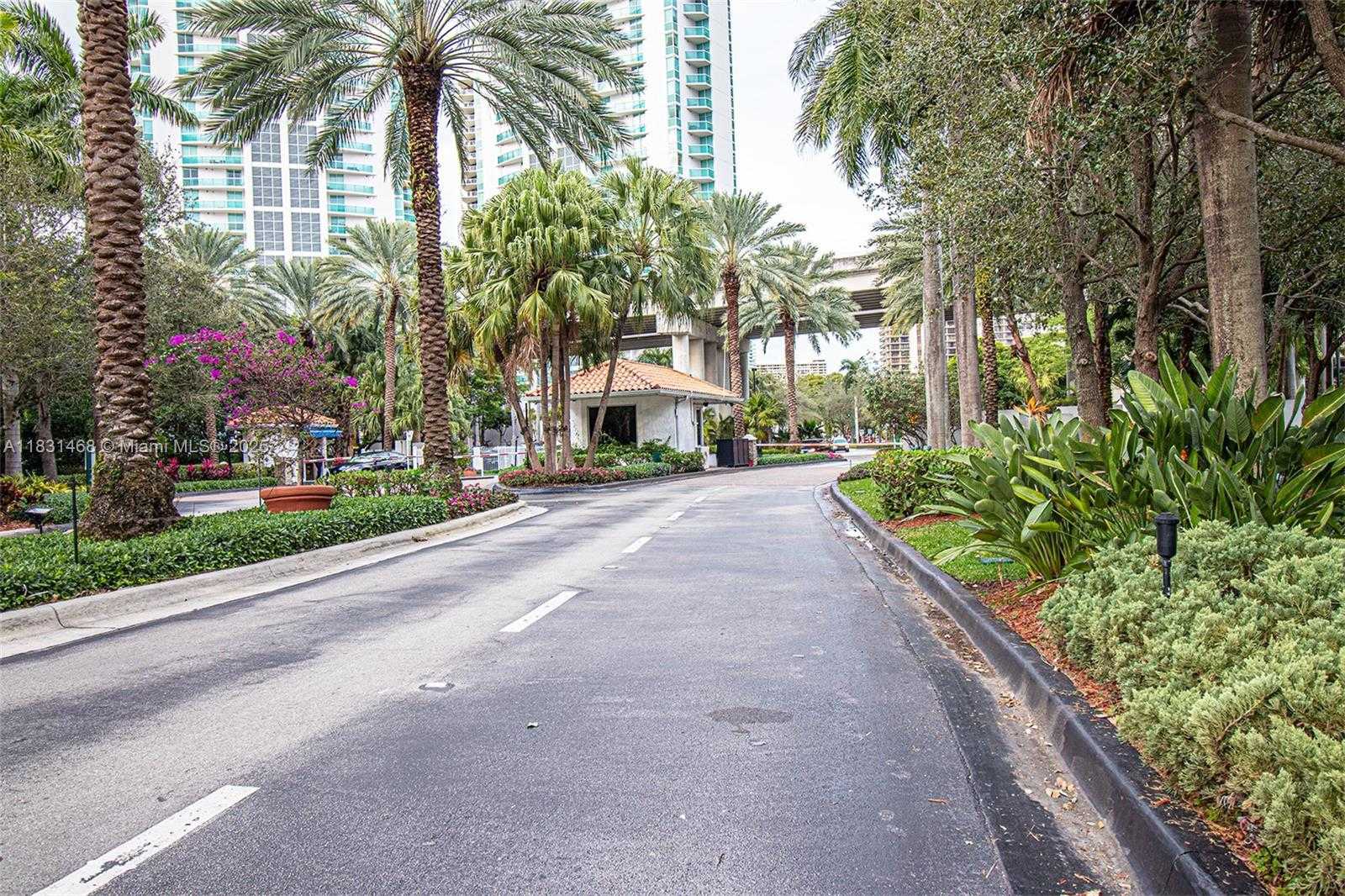 Small Image of 3500 MYSTIC POINTE DR #1908, Aventura Number 49