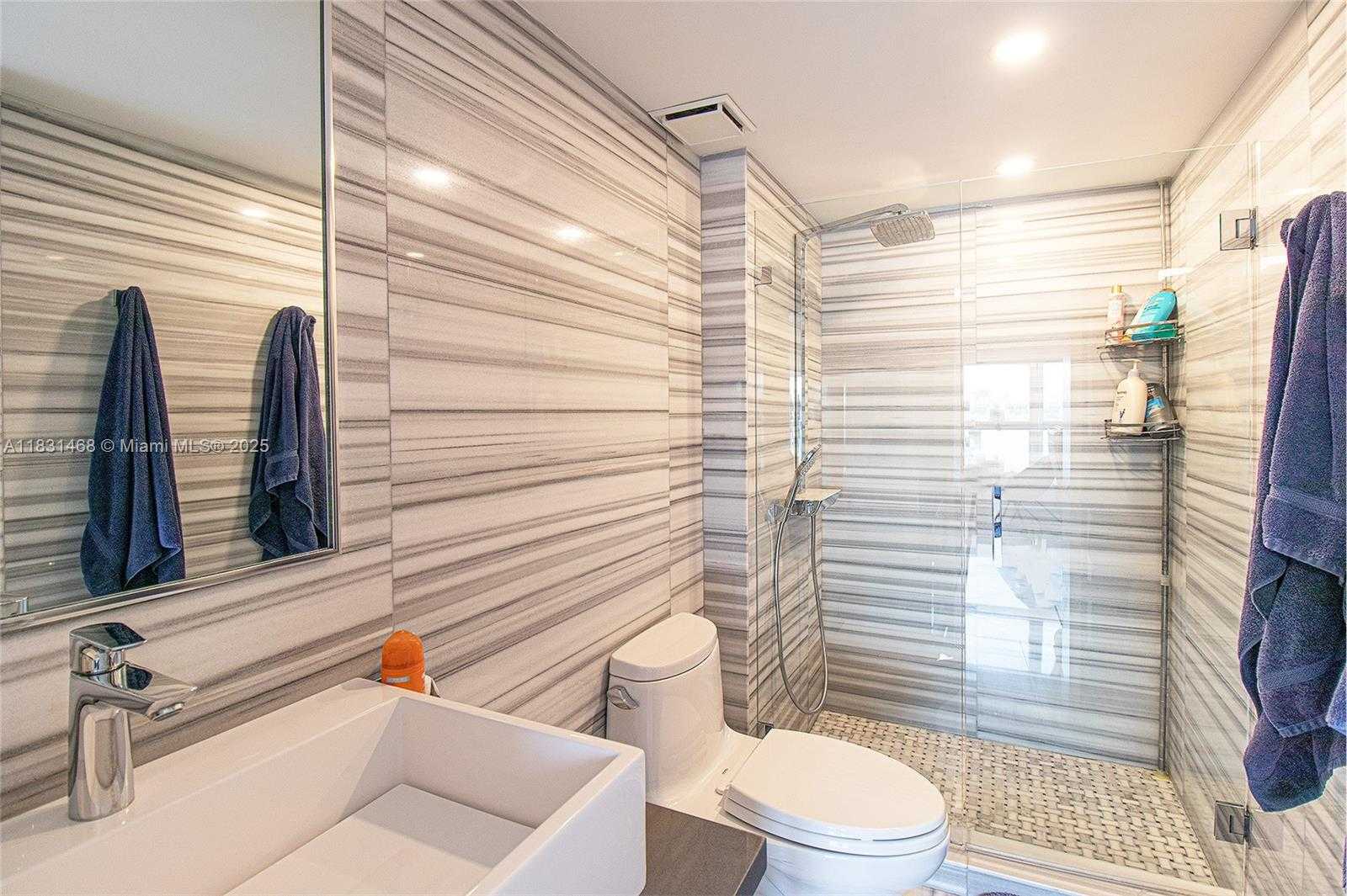 Small Image of 3500 MYSTIC POINTE DR #1908, Aventura Number 9