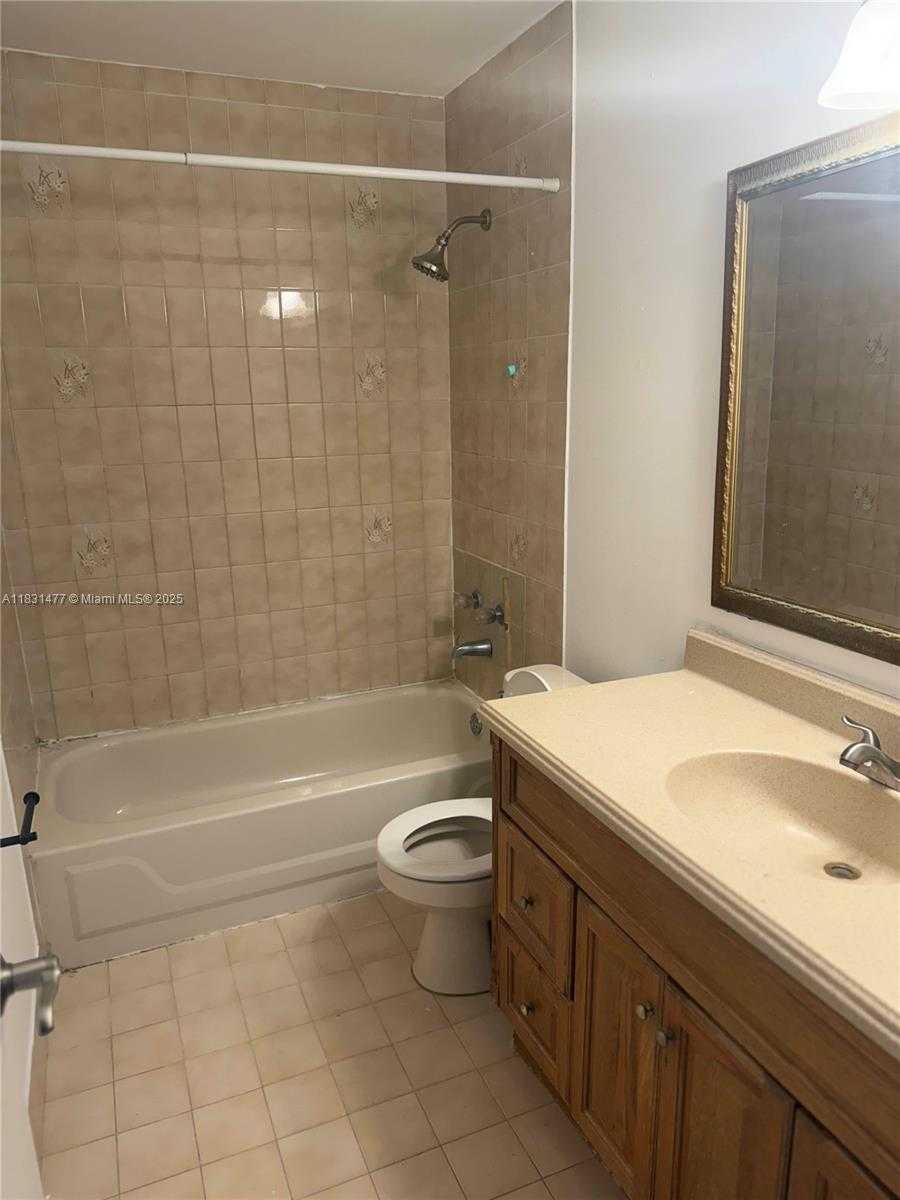 Small Image of 5046 SOUTH WEST 145TH AVE, Miami Number 10