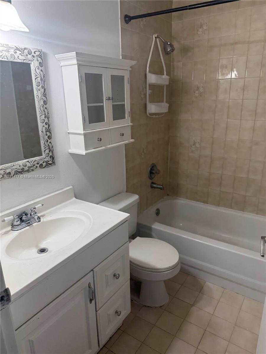 Small Image of 5046 SOUTH WEST 145TH AVE, Miami Number 7