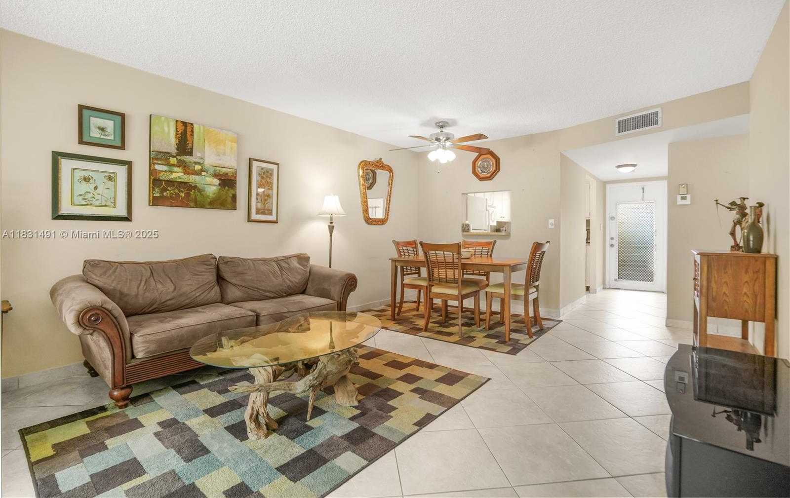 Small Image of 9261 SUNRISE LAKES BLVD #203, Sunrise Number 11