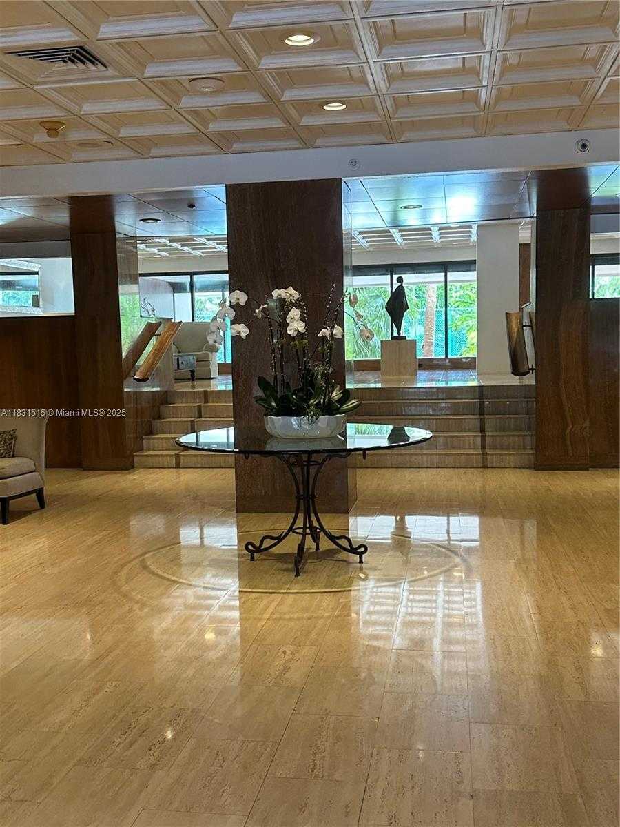 Small Image of 2333 BRICKELL AVE #901, Miami Number 12