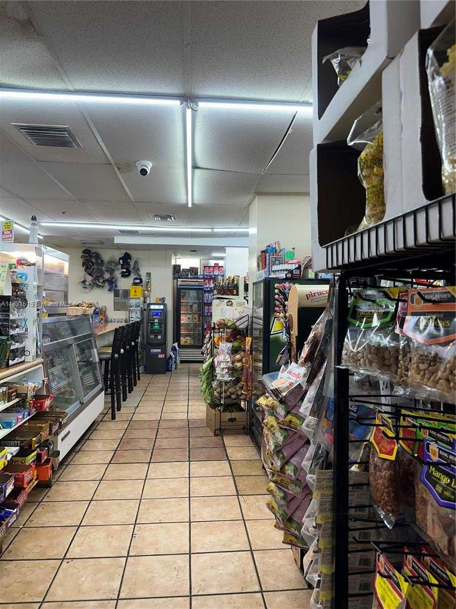 Small Image of 2333 BRICKELL AVE #901, Miami Number 14