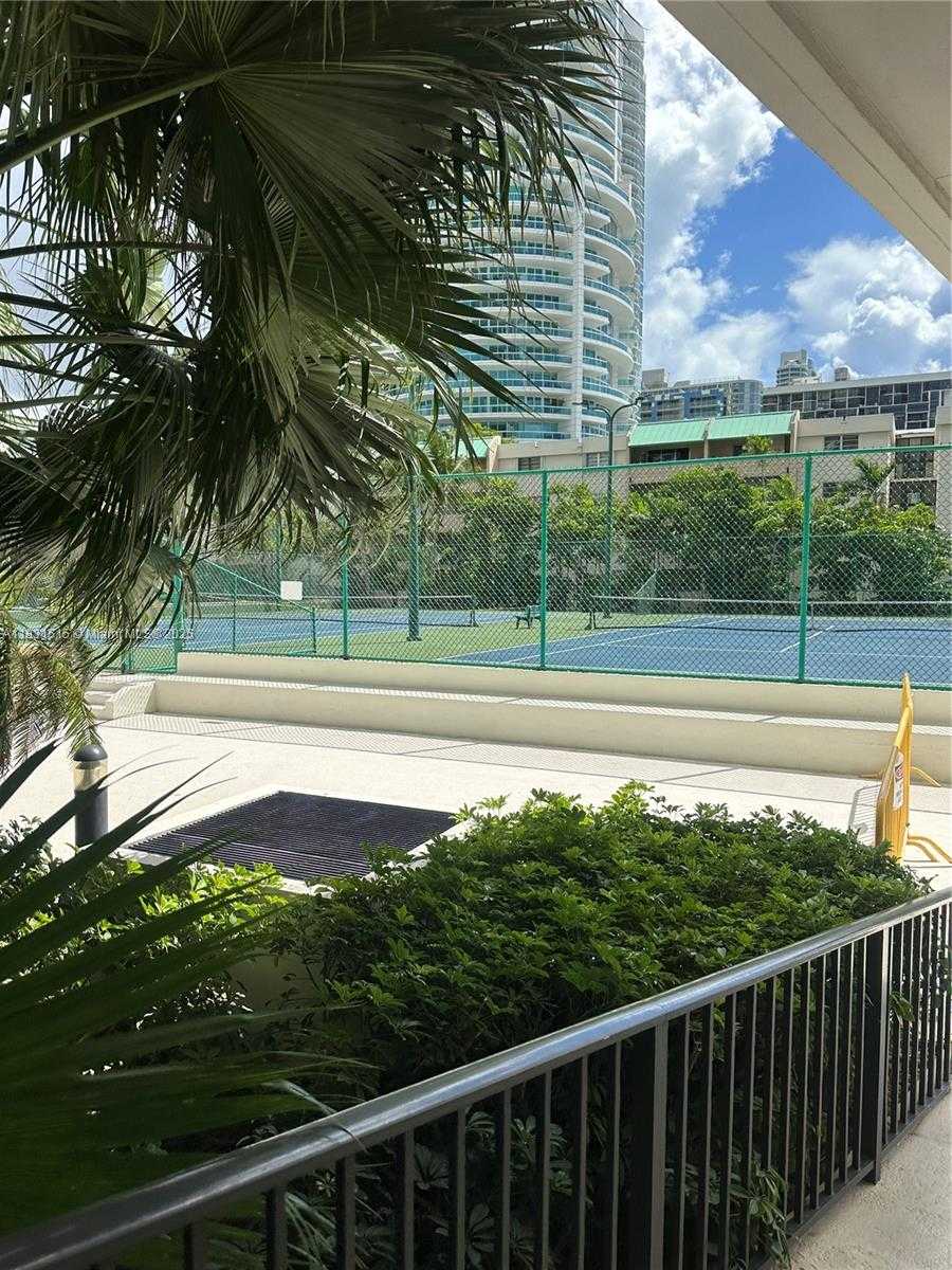 Small Image of 2333 BRICKELL AVE #901, Miami Number 15