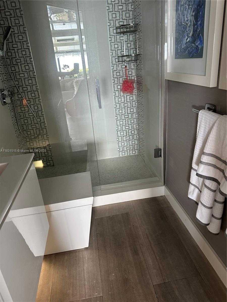 Small Image of 2333 BRICKELL AVE #901, Miami Number 24