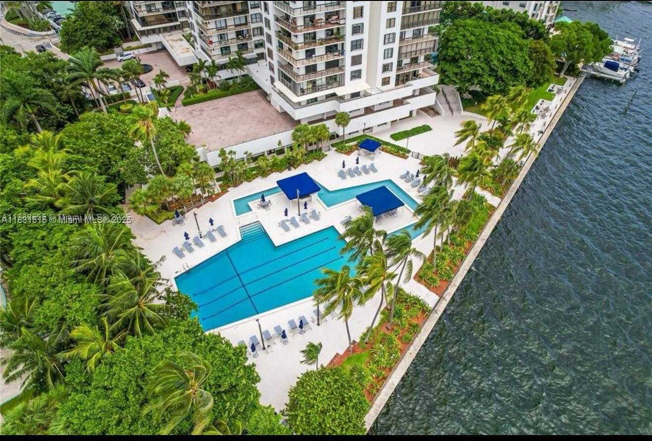 Small Image of 2333 BRICKELL AVE #901, Miami Number 5